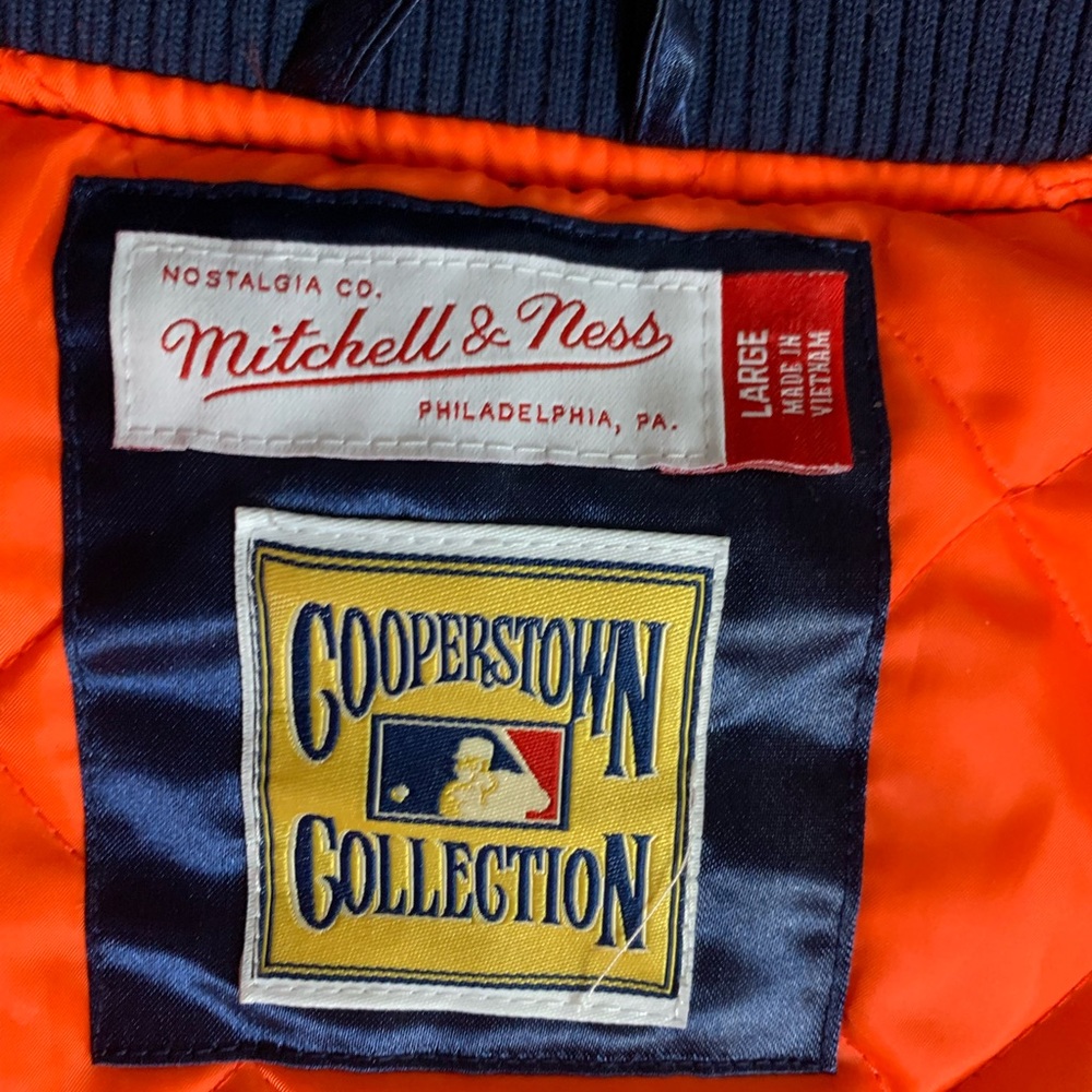 Tigers Jacket - Picture 4 of 6